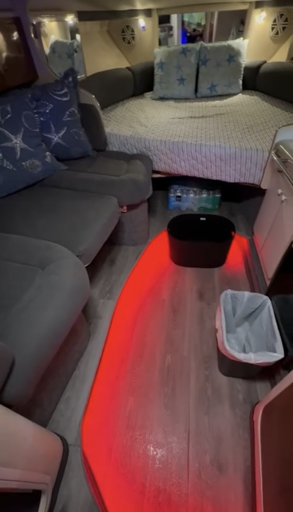 NAIGUATÁ - Copia de 14.PNG